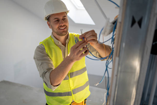 Best Best Electricians Near Me  in Tri City, OR